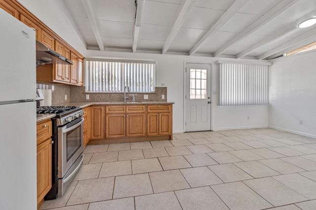 1635 S King Road, San Jose CA: https://media.crmls.org/mediaz/d03ffaa0-b985-462e-8f31-a2ae0300f918.jpg