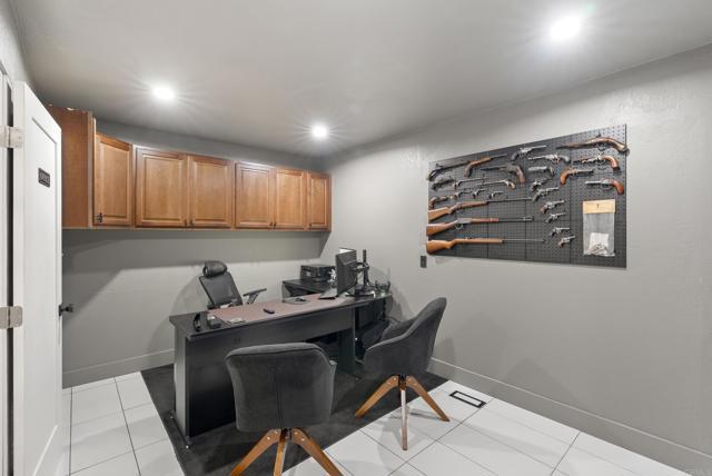 Detail Gallery Image 31 of 71 For 9309 Hillside, Spring Valley,  CA 91977 - 6 Beds | 5 Baths