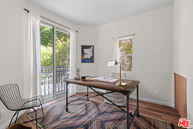 1524 Franklin Street, Santa Monica CA: https://media.crmls.org/mediaz/d0424fd5-b544-42bf-a956-6e88d46a38fd.jpg