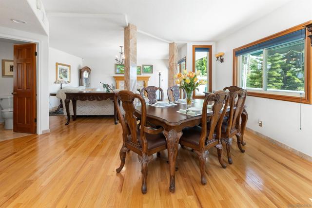 Image 11 of 49 For 4613 Janet Pl
