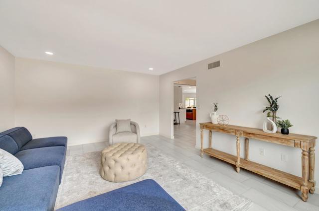Home for Sale in Bonita