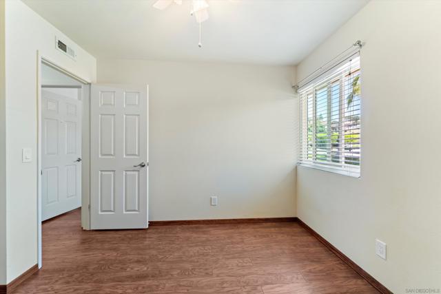 2708 MEDFORD CT, Carlsbad CA: https://media.crmls.org/mediaz/d044f6f2-7d76-46f7-93cb-7f6ab0fa5ce7.jpg