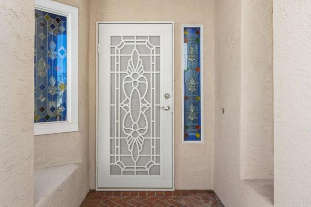 1265 Camino Lorado, San Marcos CA: https://media.crmls.org/mediaz/d04561f6-b56a-4663-a029-a8d2cf72b10a.jpg