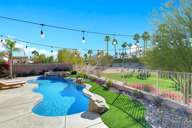 Image 30 of 40 For 43179 Corte Del Oro