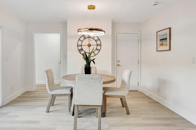 Detail Gallery Image 14 of 46 For 6745 Mewall Dr, San Diego,  CA 92119 - 4 Beds | 3/1 Baths