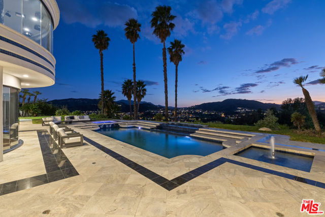 24366 La Masina Court, Calabasas CA: https://media.crmls.org/mediaz/d046e429-80cb-4eea-b83e-91d55ebc22b3.jpg