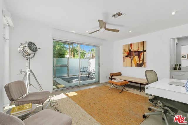 475 W Stevens Road, Palm Springs CA: https://media.crmls.org/mediaz/d04741b3-fcf6-4474-8609-60b823048a4f.jpg