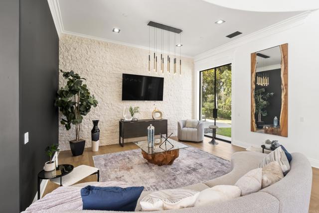 Image 29 of 70 For 14296 Dalia Drive