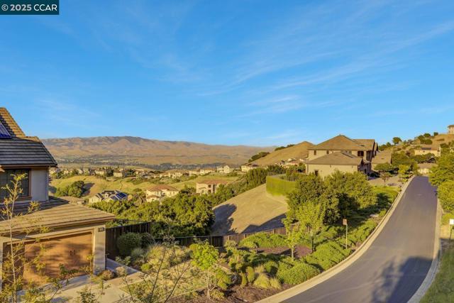 131 Wittenham Ct, San Ramon CA: https://media.crmls.org/mediaz/d047a424-0c1d-4c16-ade5-8b5dccd5f7f3.jpg