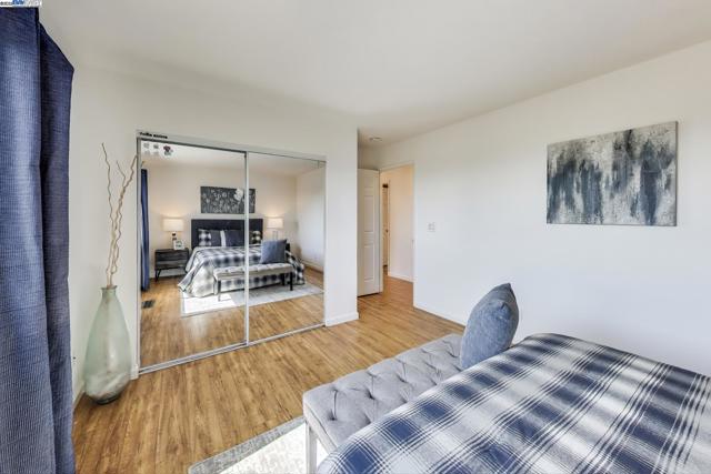 16660 Winding Blvd, San Leandro CA: https://media.crmls.org/mediaz/d047f235-ff59-4639-a748-80d05586b0de.jpg