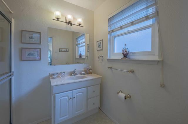 205 Maple Street, Salinas CA: https://media.crmls.org/mediaz/d0482e38-fe3e-4b0e-8a83-3f5b846e568d.jpg