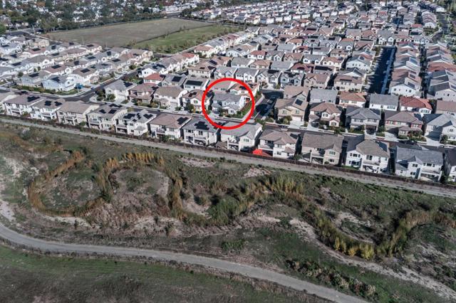 6736 Grasshopper Avenue, Newark CA: https://media.crmls.org/mediaz/d049b1bb-44ef-46a9-abd8-ddeada550238.jpg