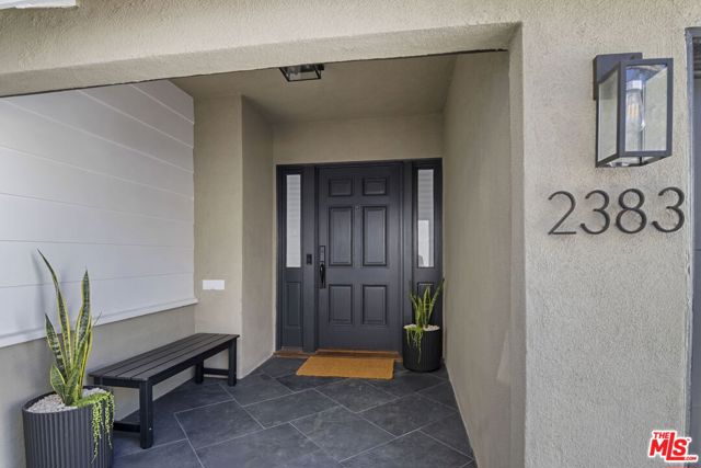 2383 Panorama Terrace, Los Angeles CA: https://media.crmls.org/mediaz/d04b34a6-0035-41f6-93a8-ae3a5cb27be3.jpg