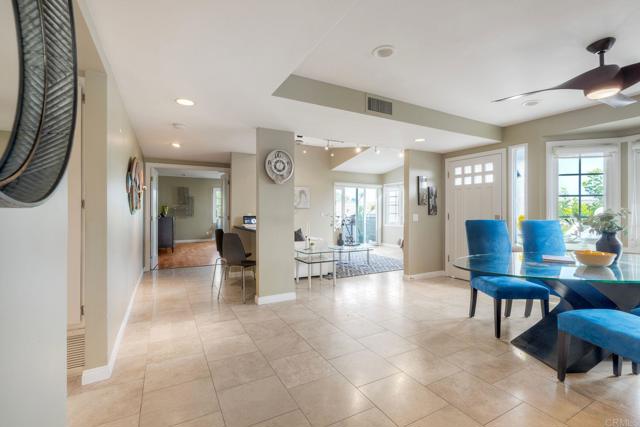 Detail Gallery Image 5 of 48 For 2132 S. Coast Hwy, Oceanside,  CA 92054 - 2 Beds | 2 Baths