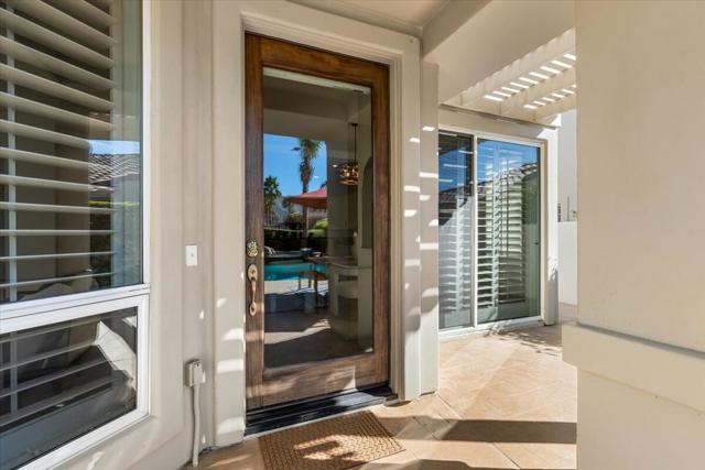 78999 Breckenridge Drive, La Quinta CA: https://media.crmls.org/mediaz/d04c4719-9530-4bf7-adaa-4c9a7dbf8371.jpg