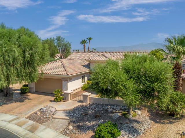 78626 Blooming Court, Palm Desert CA: https://media.crmls.org/mediaz/d04c9fe4-c286-4ae9-9aca-0f15bf88b7a1.jpg