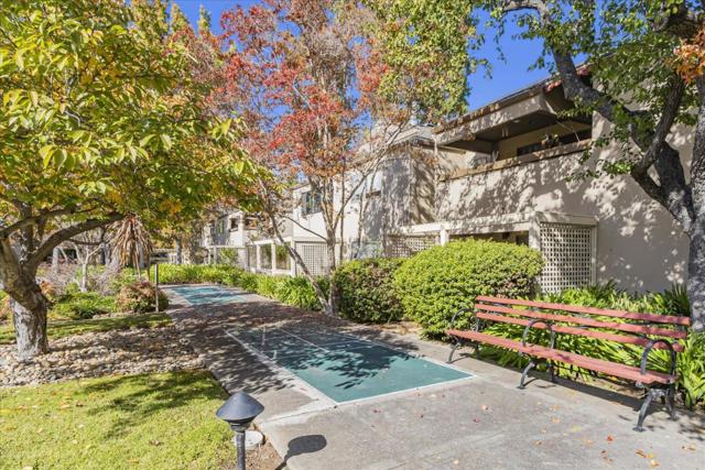 443 Alberto Way, Los Gatos CA: https://media.crmls.org/mediaz/d04d79c1-cb4d-46ca-bf9a-0501747bf0ac.jpg