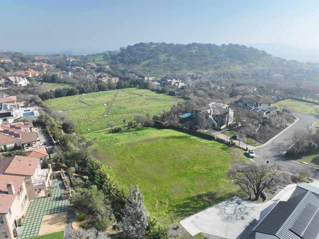 Image 2 of 9 For 5315 Laurel Ridge Ct