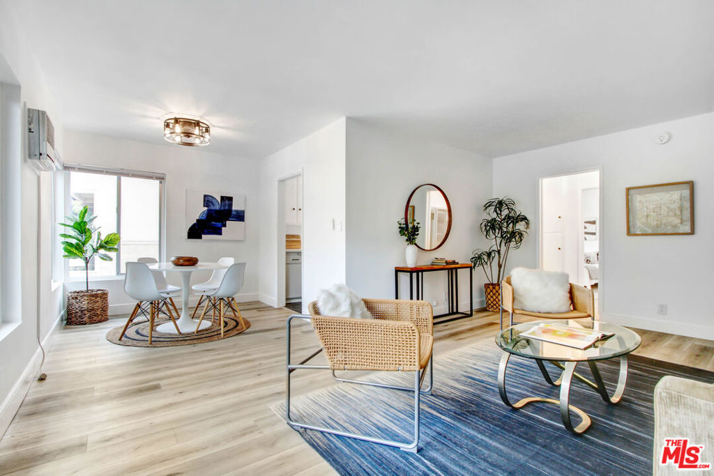 8520 Sherwood Drive, West Hollywood, CA 90069