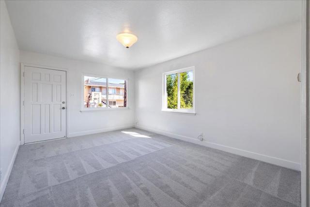 Image 7 of 25 For 461 Irving Avenue