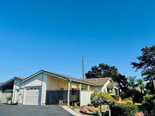 Detail Gallery Image 2 of 16 For 1034 Turnstone Way, Oceanside,  CA 92057 - 2 Beds | 2 Baths