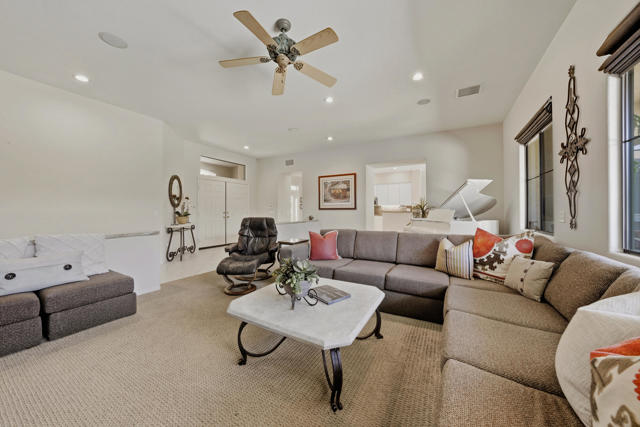 65 San Marino Circle, Rancho Mirage CA: https://media.crmls.org/mediaz/d0512a87-cd58-41a5-a5d7-5029632a6790.jpg