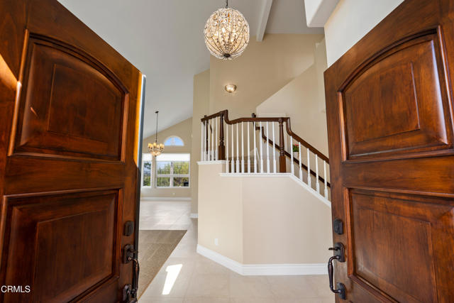 1347 La Culebra Circle, Camarillo CA: https://media.crmls.org/mediaz/d051c77f-2c1b-439e-8c23-4334209284a9.jpg