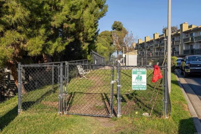 Detail Gallery Image 31 of 59 For 3992 60th St #113,  San Diego,  CA 92115 - 3 Beds | 2/1 Baths