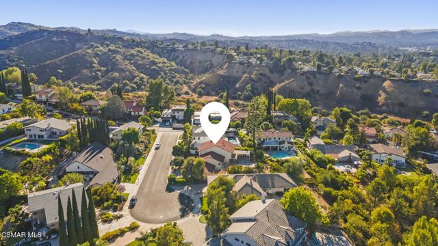 19715 Komar Drive, Tarzana CA: https://media.crmls.org/mediaz/d053b737-5908-474d-b159-25e9c256fce9.jpg