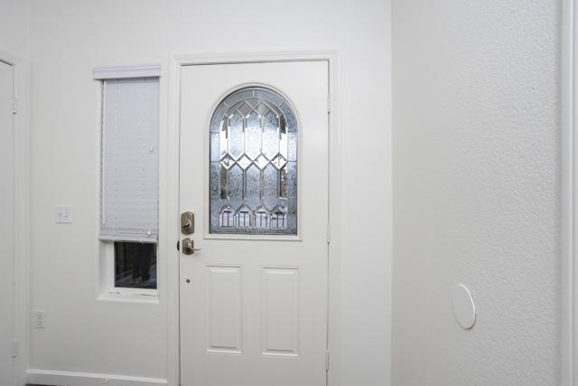 Detail Gallery Image 4 of 32 For 8772 Glen Vista Way, Santee,  CA 92071 - 4 Beds | 2/1 Baths