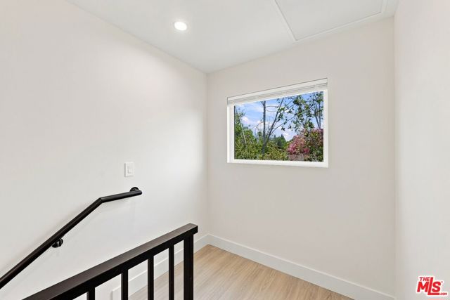 20212 West Gault Street photo 23