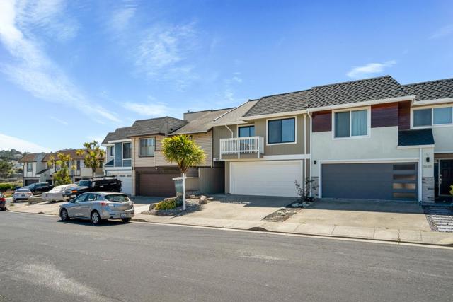 3637 Bettman Way, South San Francisco CA: https://media.crmls.org/mediaz/d054a83f-8ee3-4bb2-a4ff-8e9fa249ab52.jpg