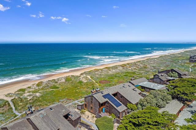 172 Monterey Dunes Way, Moss Landing CA: https://media.crmls.org/mediaz/d0553d20-7edd-4a14-bb66-dd474f1d7b3a.jpg