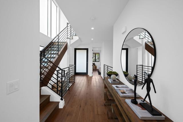 Detail Gallery Image 10 of 40 For 2172 Glasgow Ave, Cardiff By The Sea,  CA 92007 - 3 Beds | 3/1 Baths