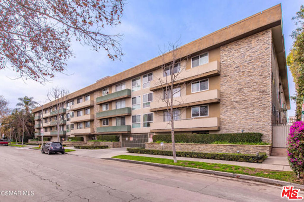 525 N Sycamore Avenue #419