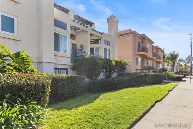 3149 Dickens St, San Diego, California 92106, 3 Bedrooms Bedrooms, ,2 BathroomsBathrooms,Condominium,For Sale,Dickens St,250000588SD