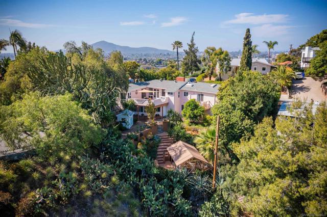 4723 Boulder Pl, La Mesa CA: https://media.crmls.org/mediaz/d05764a2-1c2f-40ee-8767-ad7e5d04fa08.jpg