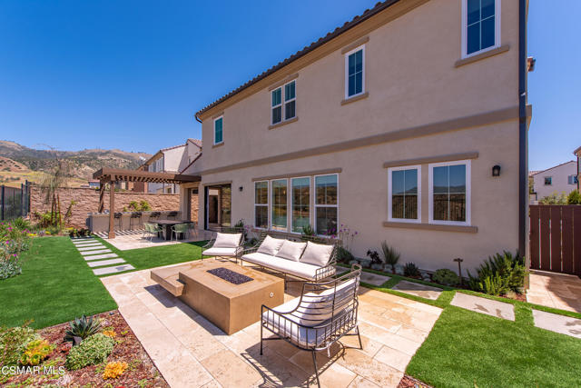 20843 Acorn Circle, Porter Ranch CA: https://media.crmls.org/mediaz/d057e807-f20e-49a7-8ba4-a8ee212d8aec.jpg
