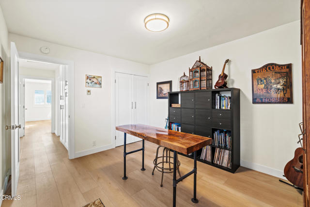 243 E Elfin Green, Port Hueneme CA: https://media.crmls.org/mediaz/d05856db-da3a-4cd3-9cd5-c703a555761e.jpg