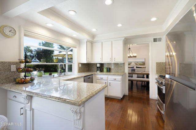 Image 7 of 33 For 6564 Woodcrest Place