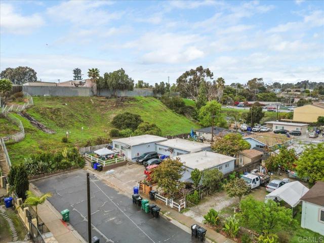 3260 64 Steel Street, San Diego CA: https://media.crmls.org/mediaz/d05890dd-8942-4bf0-81d4-713dcf4c0f63.jpg