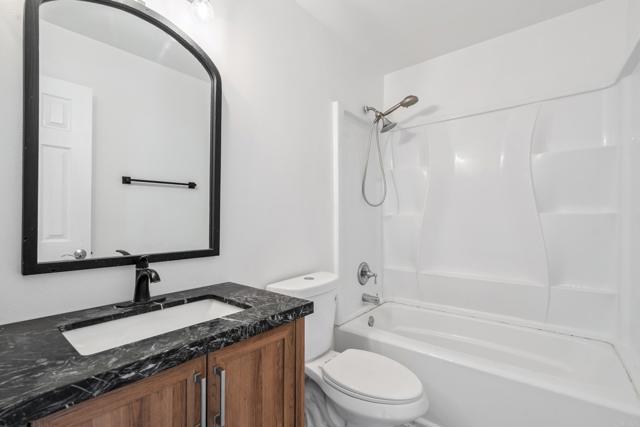 Detail Gallery Image 7 of 18 For 4402 Delta St #23,  San Diego,  CA 92113 - 2 Beds | 1 Baths