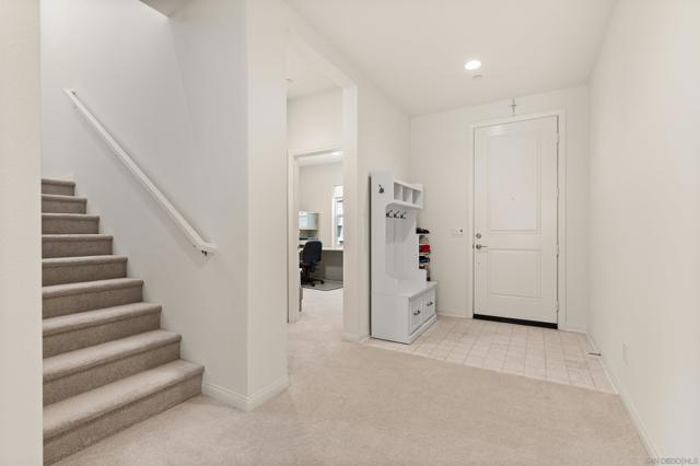 8553 Dartmouth St, Santee CA: https://media.crmls.org/mediaz/d058d830-005e-4baa-9e5e-7458ed80c223.jpg