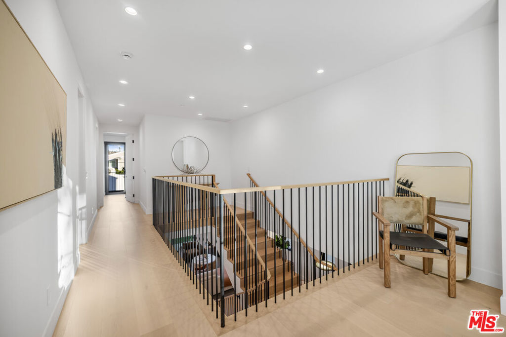 MLS #25619907 image #27