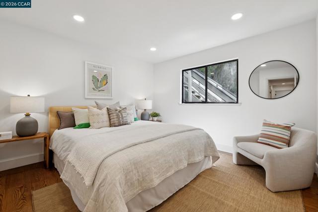 Image 39 of 49 For 1227 Alvarado Road