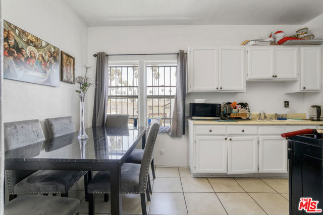 2074 W 54th Street, Los Angeles CA: https://media.crmls.org/mediaz/d05b75b3-daf1-451a-8611-14442a9a04d0.jpg
