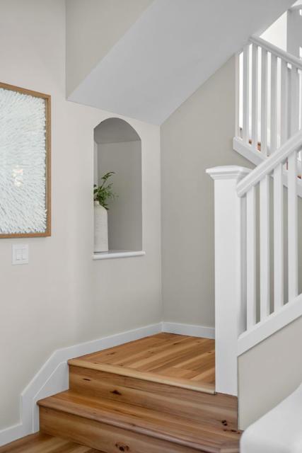 3554 Oak Knoll Drive, Redwood City CA: https://media.crmls.org/mediaz/d05c2fed-f120-40f7-80d4-0496205da159.jpg