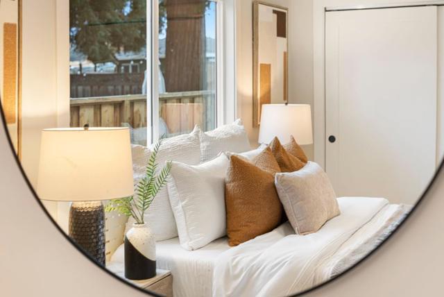 840 8th Avenue, Redwood City CA: https://media.crmls.org/mediaz/d05f7866-9b44-4e13-9271-c77fc3808a4f.jpg