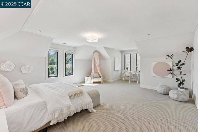 29 Brandt Dr, Moraga CA: https://media.crmls.org/mediaz/d060228b-616b-41ba-9af9-0f74ffc83937.jpg