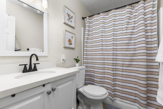 2414 1/2 Grove Ave, San Diego CA: https://media.crmls.org/mediaz/d060cab2-aaad-4f19-9100-40595359be7f.jpg